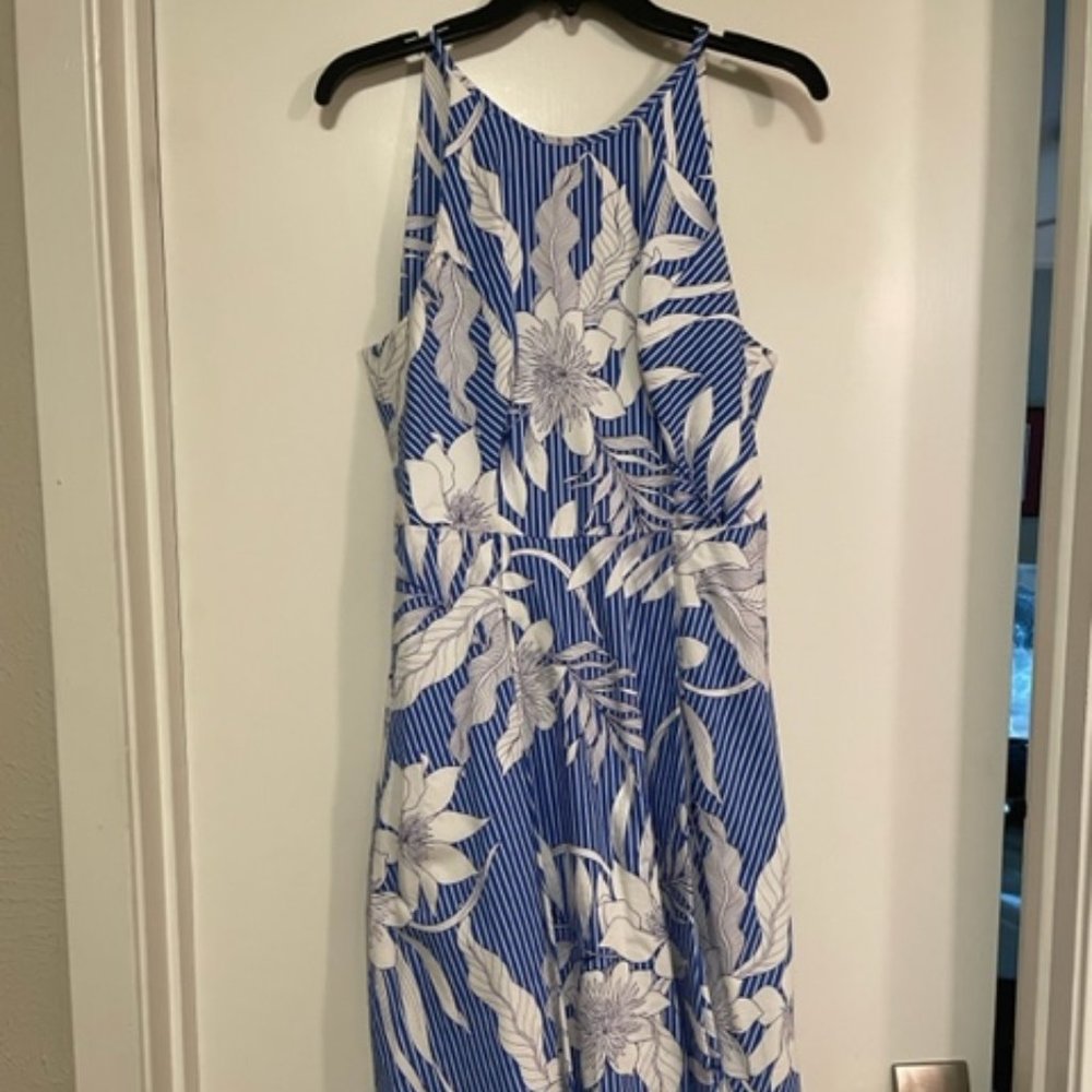 Maggy London Blue/White Floral Dress - Size 4